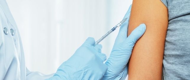 vaccination covid travail