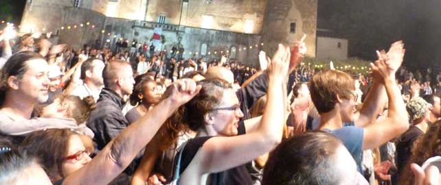 Les Français n'ont pas confiance dans la sécurité des lieux de rassemblement en plein air