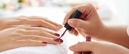 Soin et décoration de l'ongle : attention au risque chimique