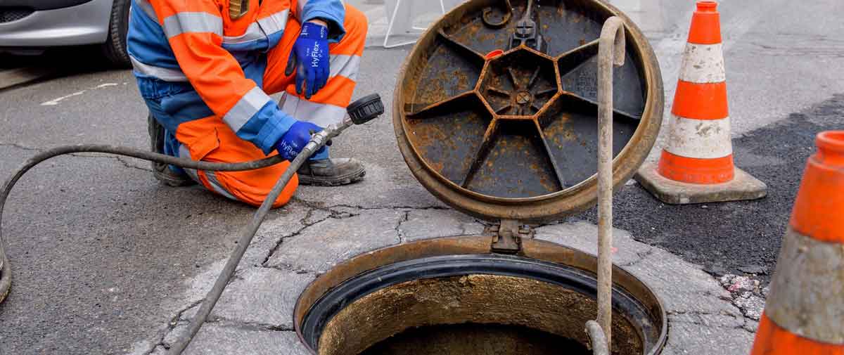 Covid-19 : un guide de bonnes pratiques pour les techniciens d'assainissement