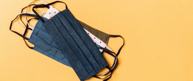 Les masques artisanaux bientôt interdits au travail ?