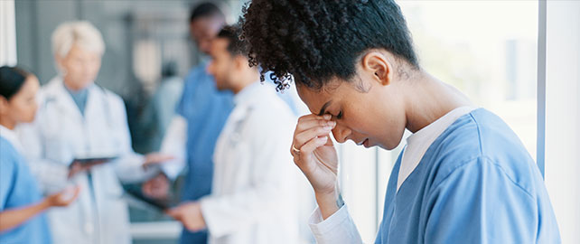 Sécurité des PROFESSIONNELS DE SANTÉ : ce que change la loi du 9 juillet 2025
