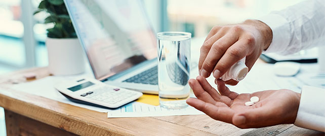 4 outils de la HAS pour prévenir l’usage de SUBSTANCES PSYCHOACTIVES au travail