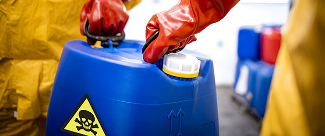 Gestion des DÉCHETS CHIMIQUES : prévenir les risques pour la santé et l’environnement