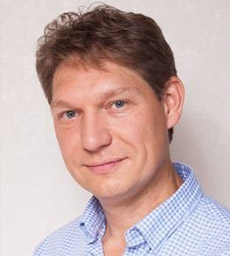 Dr. Grégory BAADER