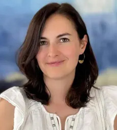 Julia PEYRE