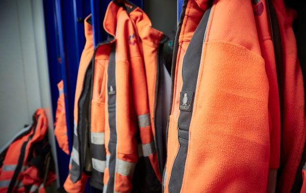 Vêtements de travail et chaussures de sécurité certifiés et normés MASCOT