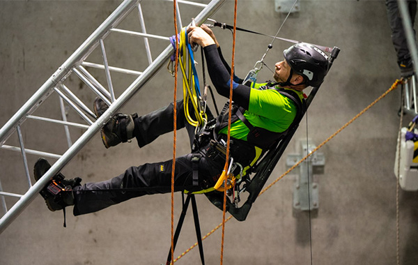 Exosquelette destiné aux professionnels de la hauteur - Speeder Up